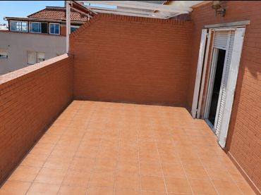 Penthouse with pool for sale in Avenida de la Fabriquilla P 18