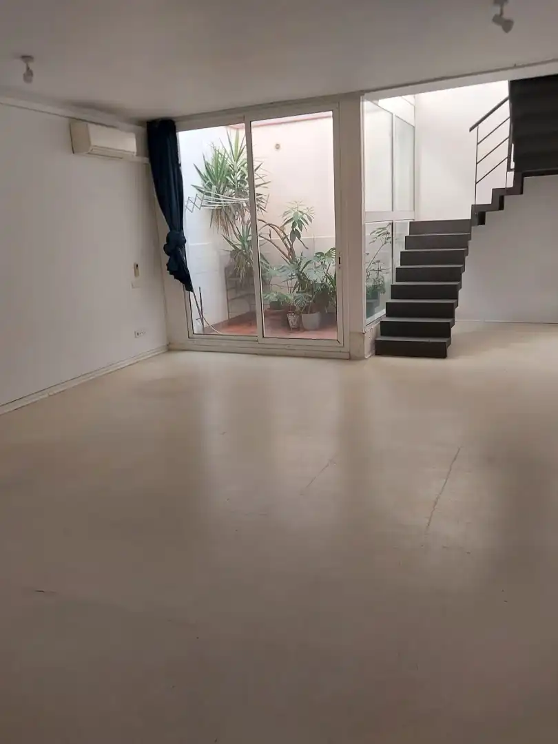 Flat for rent in Barcelona  with Pets allowed