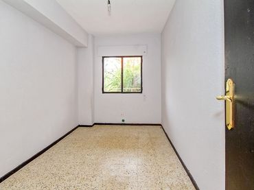 Piso con ascensor en venta en C/ Virgen de la Paz