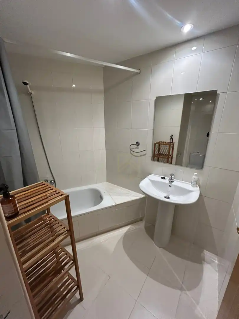 Bathroom of Flat for rent in Torrelavega   with Heating and Storage room