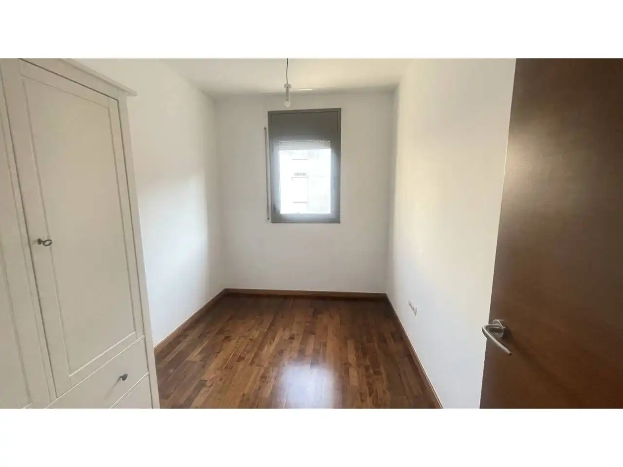 Dormitori de Apartament en venda en Terrassa amb Calefacció