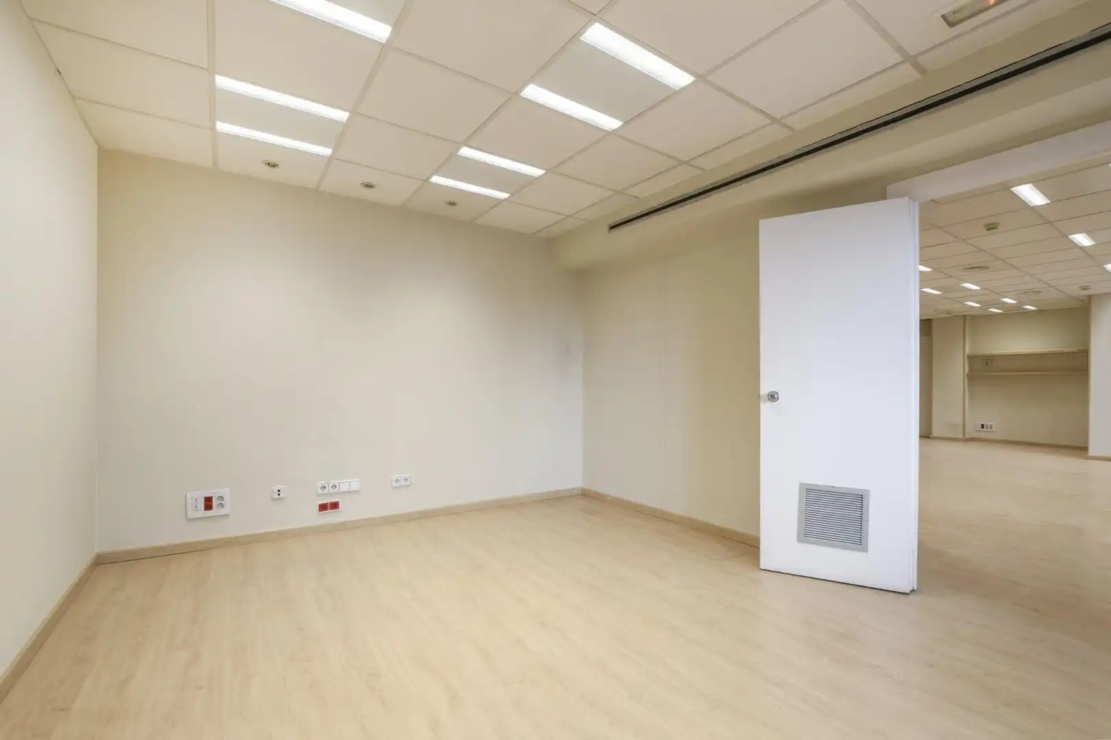 Büro zum Verkauf in Calle NARVAEZ, Ibiza de Madrid