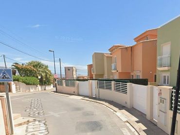 Maison jumelée avec jardin à vendre à Escandinavia - Cautivador