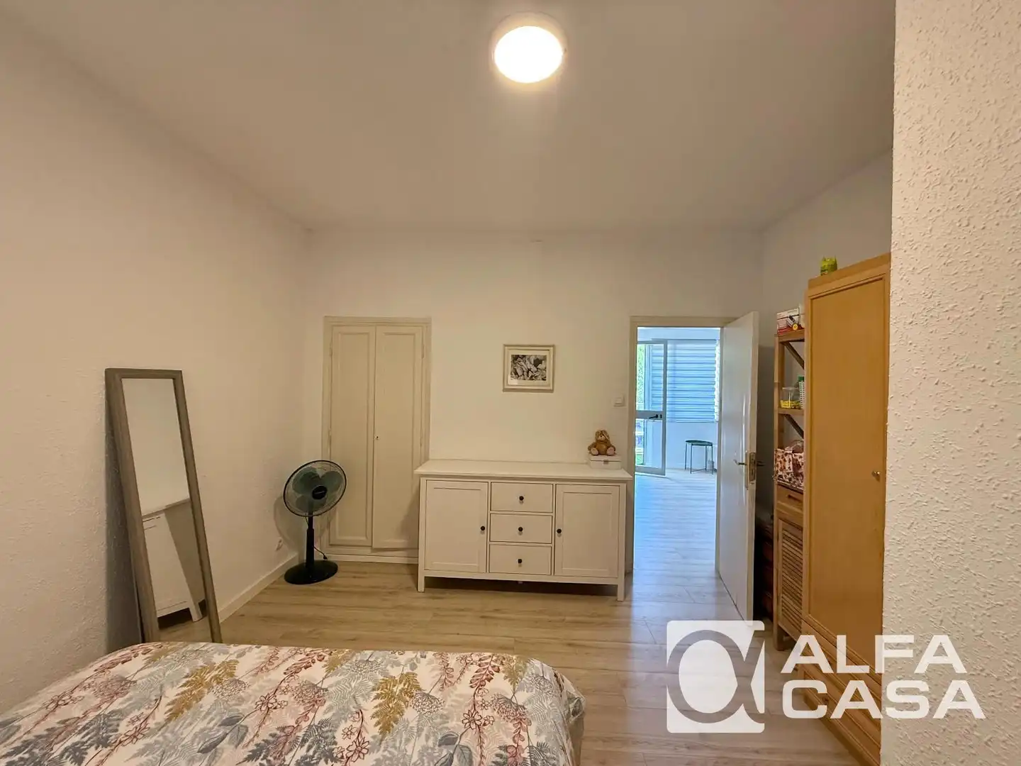 Schlafzimmer von Wohnung zum Verkauf in Lloret de Mar mit Parkett, Terrasse und Ofen