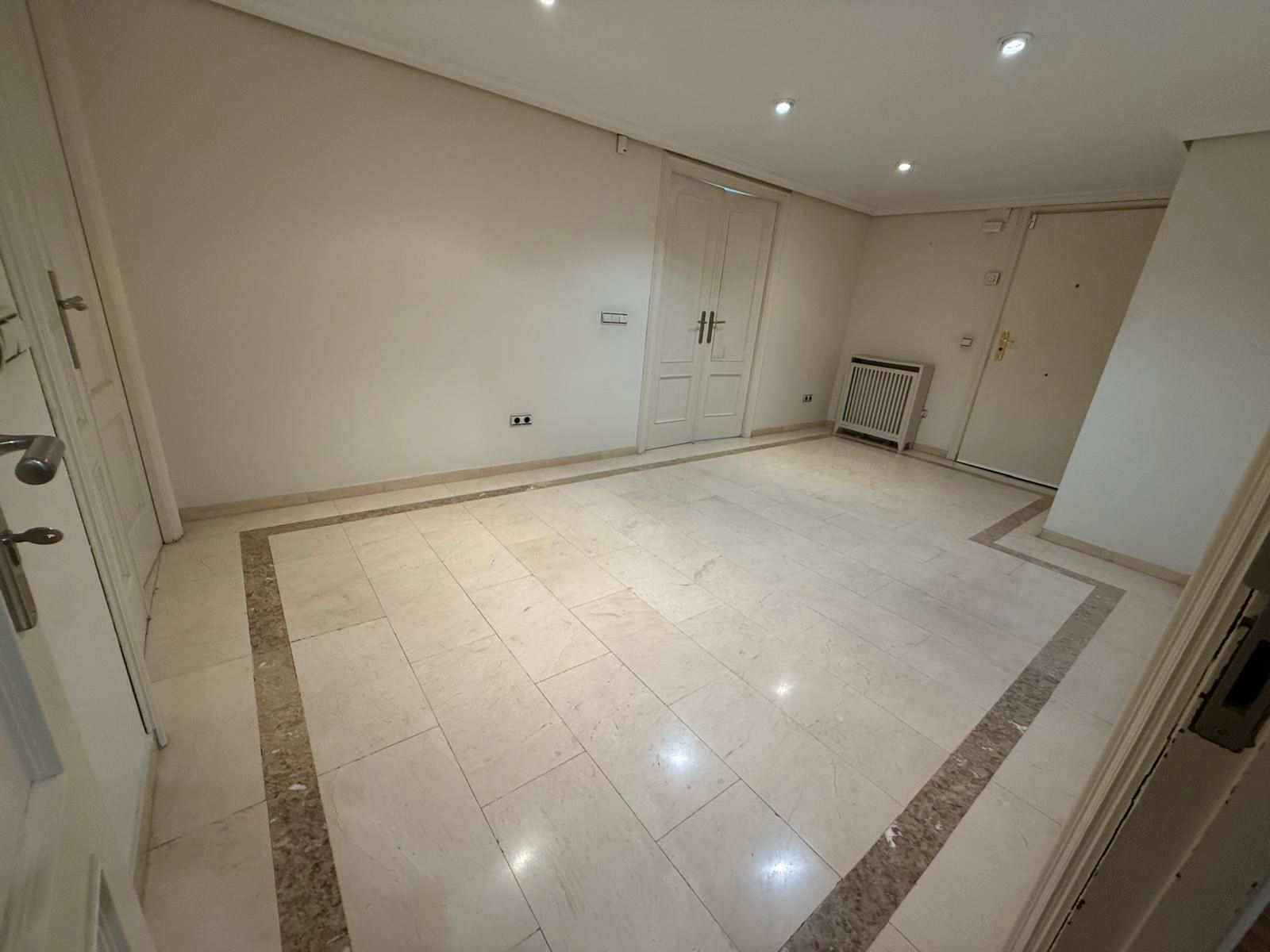Piso en venta en Zona Centro, Centro
