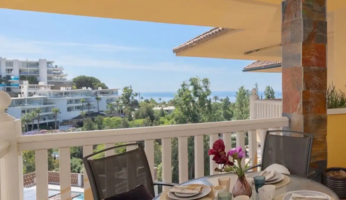 Piso con terraza en venta en El Higuerón, imagen 2