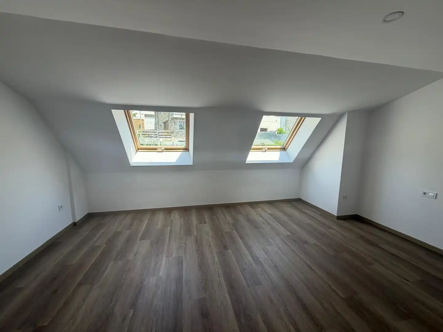 Habitación de Casa o chalet de alquiler en Lugo con Calefacción, Jardín privado y Parquet