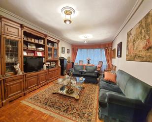 Living room of Flat for sale in Vitoria - Gasteiz  with Parquet flooring, Terrace and Storage room