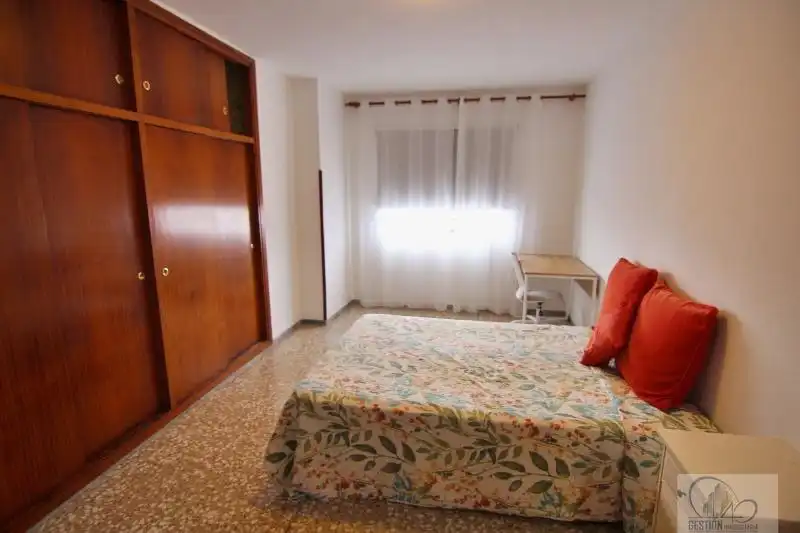 Habitación de Piso de alquiler en Los Realejos con Terraza, Amueblado y Balcón