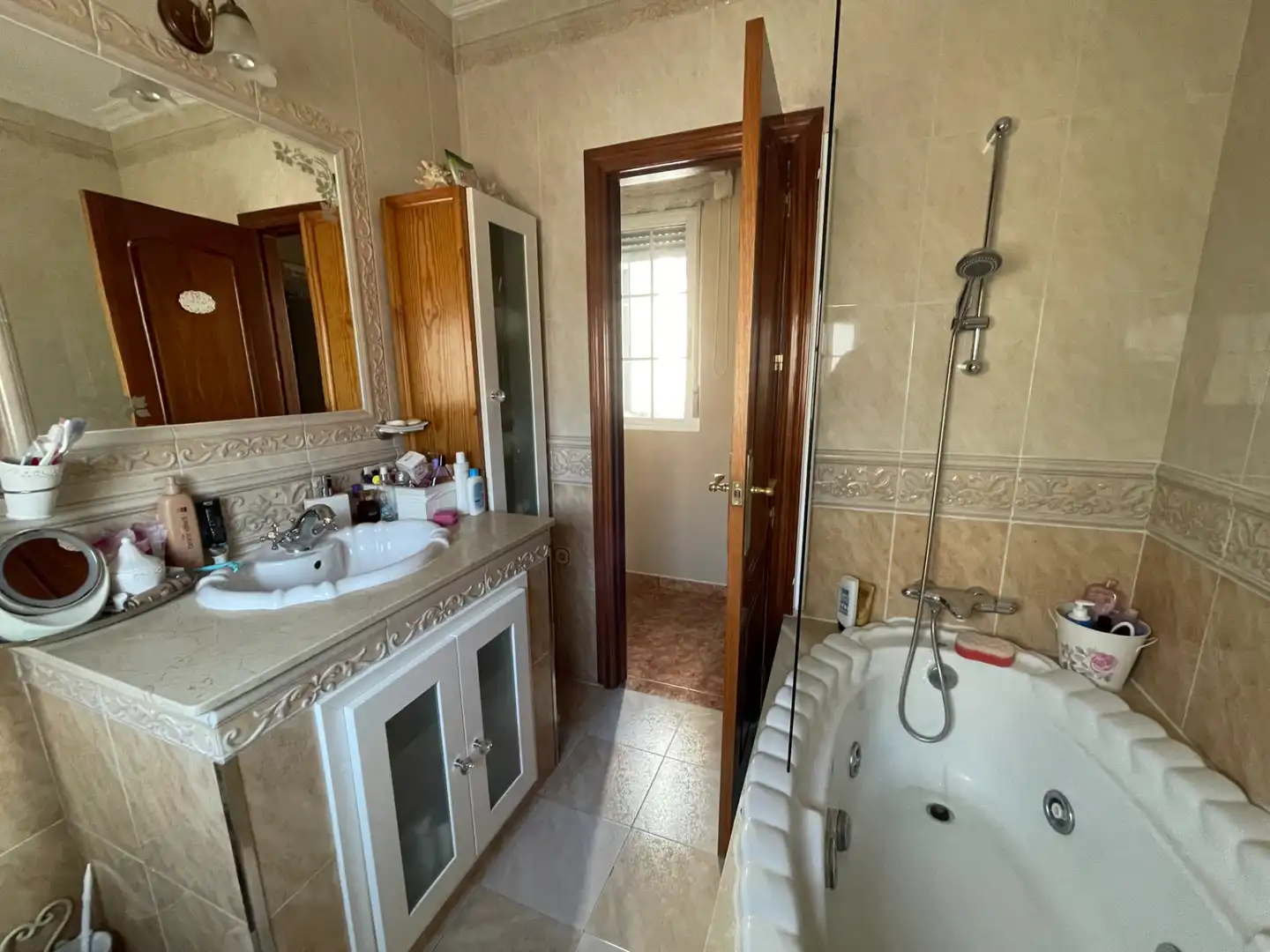Bany de Casa o xalet en venda en Úbeda amb Aire condicionat, Calefacció i Terrassa