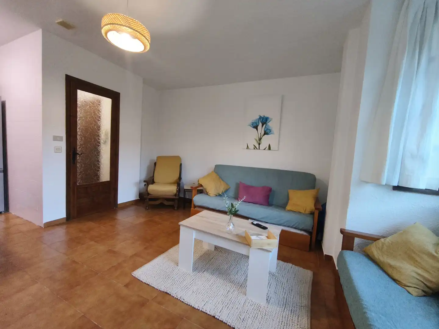 Sala de estar de Piso de alquiler en Puebla de Lillo con Calefacción, Amueblado y Lavadora