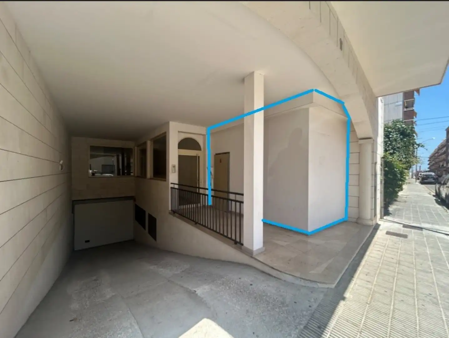 Local comercial en venda a Torredembarra - Calle Indians, imagen 2