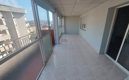Flat to rent in Vigo   with Balcony