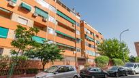 Vista exterior de Pis en venda en  Granada Capital amb Terrassa i Balcó