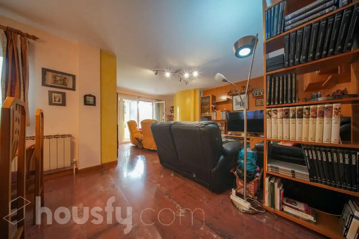 Sala d'estar de Casa o xalet en venda en Rivas-Vaciamadrid amb Aire condicionat, Calefacció i Jardí privat