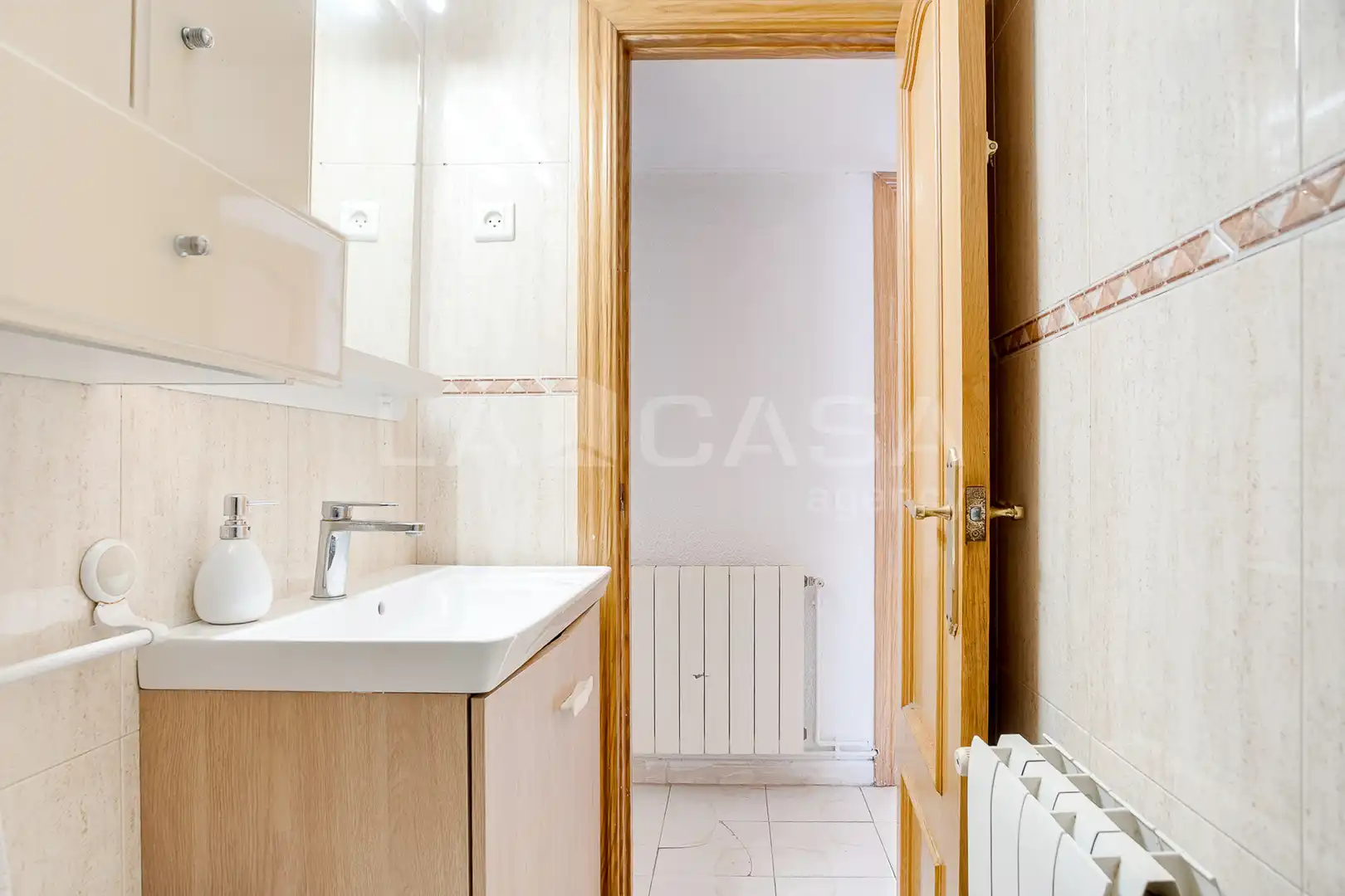 Bedroom of Flat for sale in L'Hospitalet de Llobregat