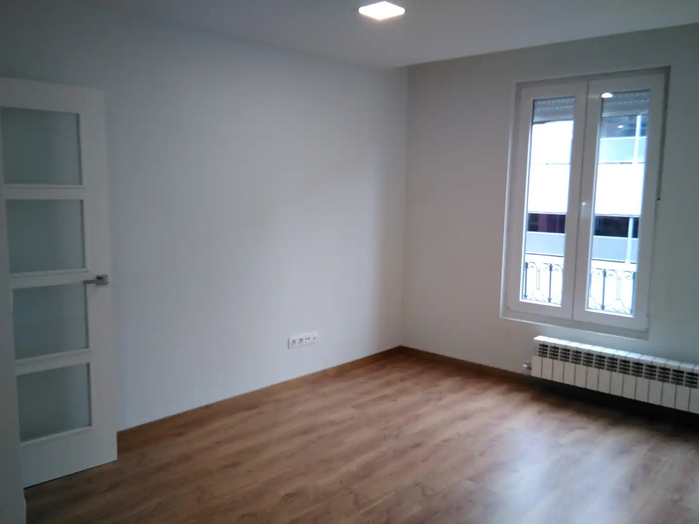 Schlafzimmer von Wohnung zum Verkauf in Vigo  mit Heizung