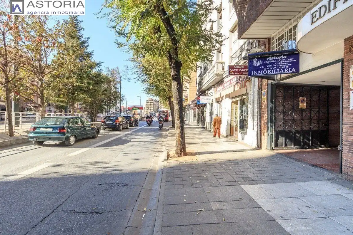 Einzelparkplatz zur Miete in Avenida Constitución 44, imagen 4
