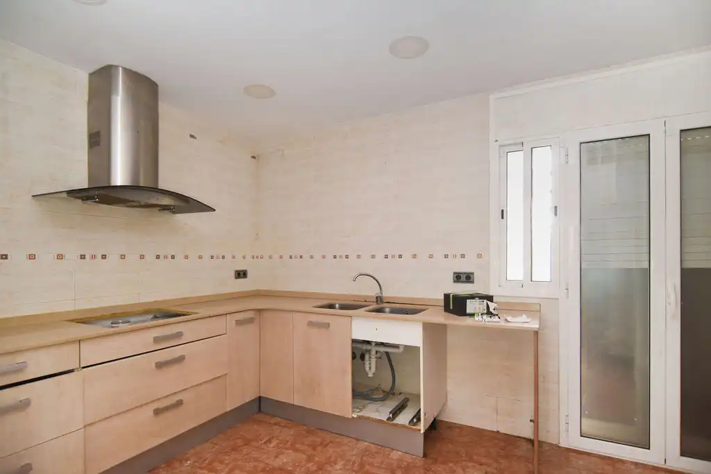 Chalet con piscina en venta en C/ Alacant, imagen 5