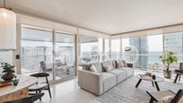 Sala d'estar de Apartament de lloguer en  Barcelona Capital amb Aire condicionat, Calefacció i Terrassa