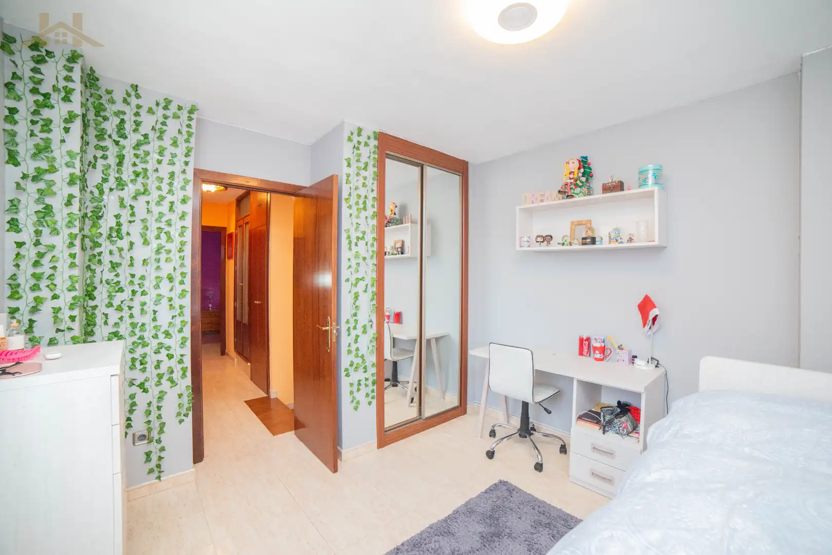 Habitación de Casa adosada en venta en Cubas de la Sagra con Calefacción, Jardín privado y Piscina