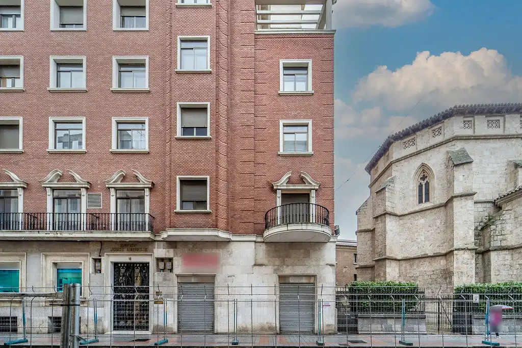 Local comercial en alquiler en C/ Burgos