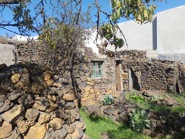 Terreno residencial en Venta en Calle CHAMORRO EL en El Pinar de El Hierro