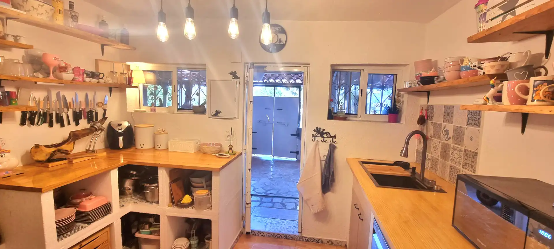 Cocina de Finca rústica en venta en Vinaròs con Aire acondicionado, Jardín privado y Terraza