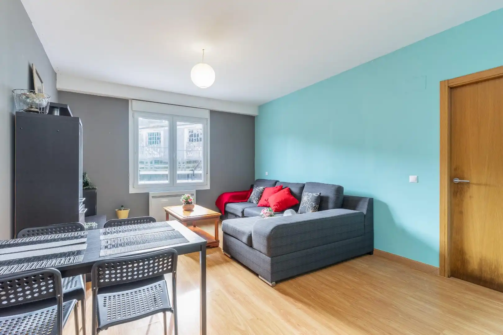 Living room of Flat for sale in Llanes  with Heating, Terrace and Storage room