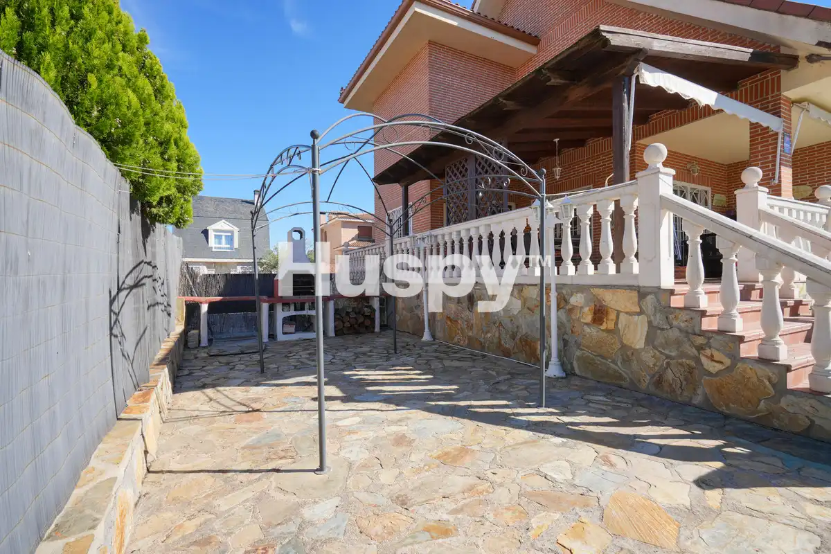 Casa con terraza en venta en Serranillos del Valle, imagen 61