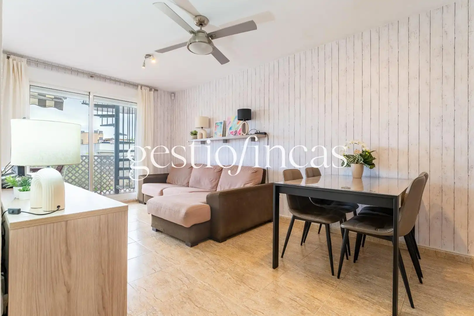 Sala de estar de Ático en venta en Cambrils con Calefacción, Terraza y Trastero