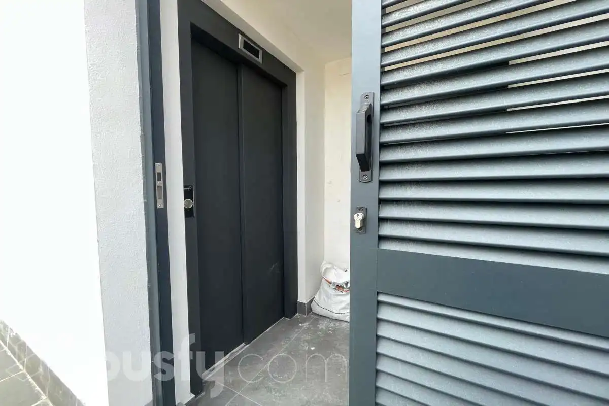 Piso en venta en Vilanova i la Geltrú con Aire acondicionado, Calefacción y Parquet