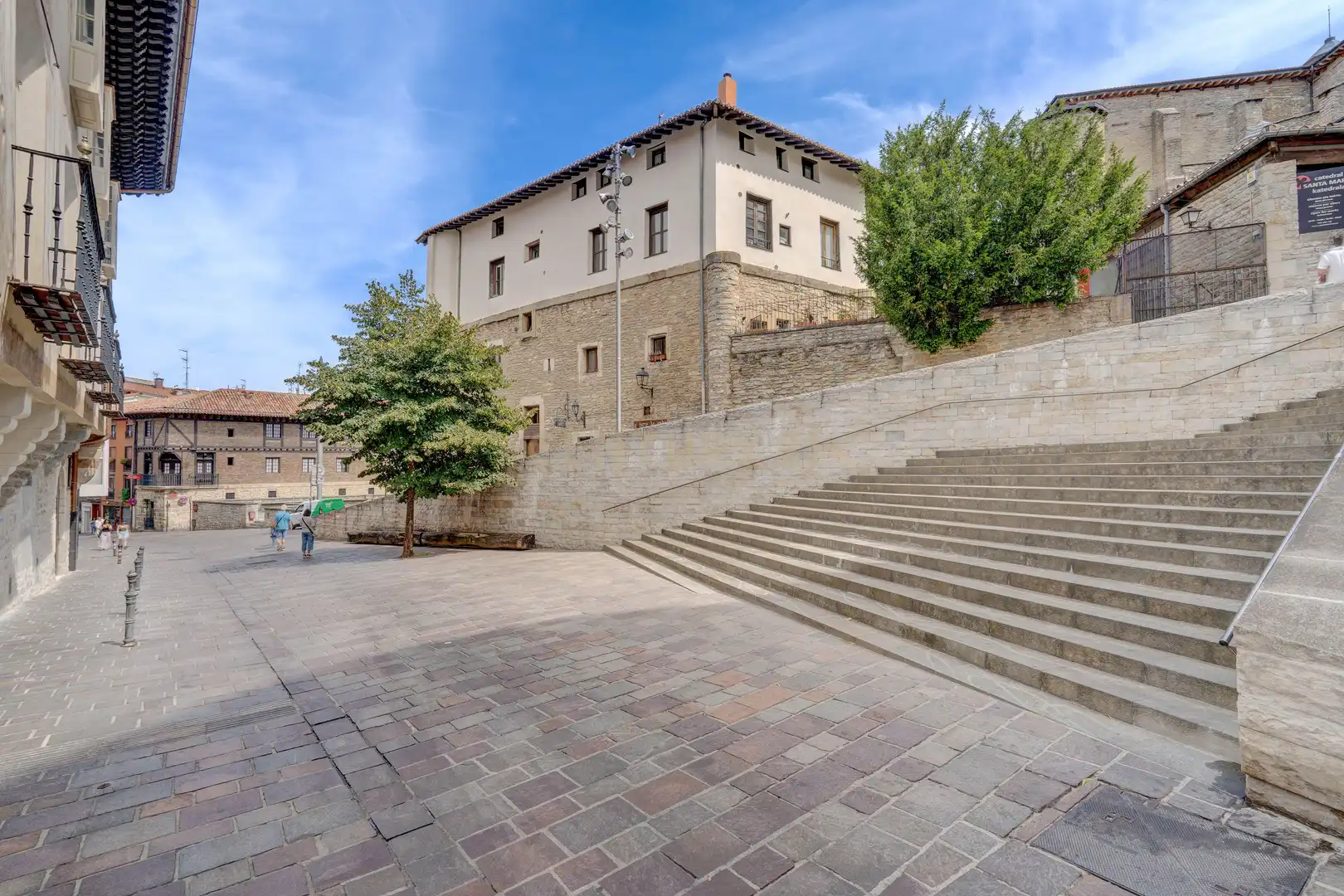 Local comercial en venta en Fuente de los Patos Plaza, Vitoria-Gasteiz, Spain 1, imagen 25