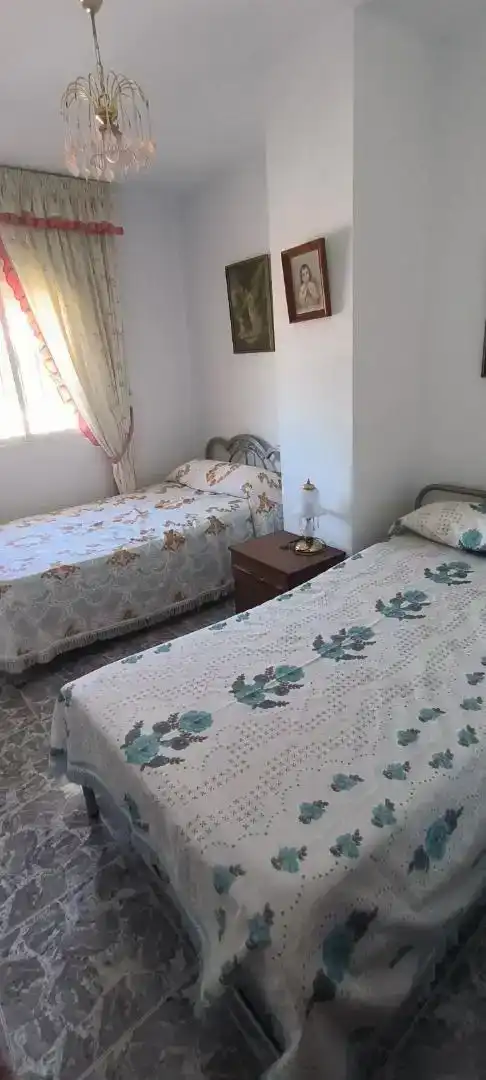 Dormitori de Finca rústica en venda en Comares amb Aire condicionat i Piscina