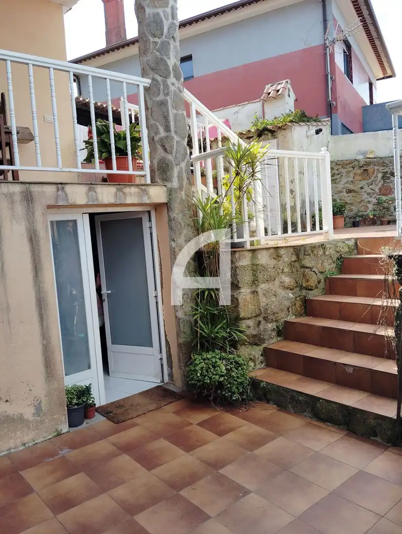 Terrassa de Casa o xalet en venda en Vigo  amb Calefacció, Terrassa i Traster