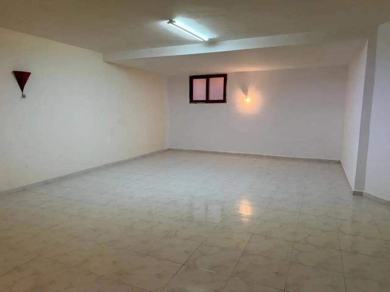 Einfamilien-Reihenhaus zum Verkauf in Cartagena mit Klimaanlage, Privatgarten und Terrasse