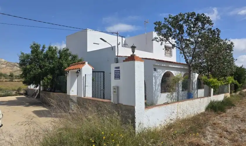 Vista exterior de Casa o chalet en venta en Sorbas con Aire acondicionado, Jardín privado y Terraza