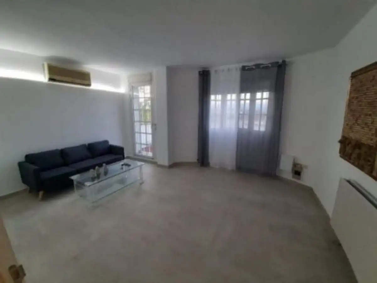 Sala d'estar de Casa o xalet de lloguer en L'Eliana amb Aire condicionat, Jardí privat i Terrassa