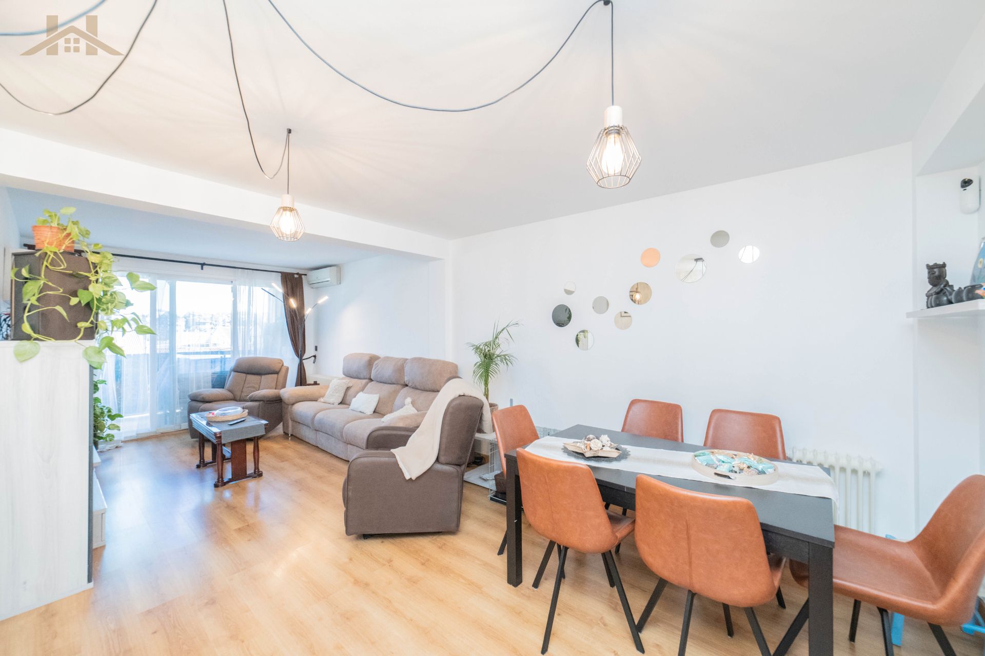 Sala d'estar de Dúplex en venda en Móstoles amb Aire condicionat, Calefacció i Parquet