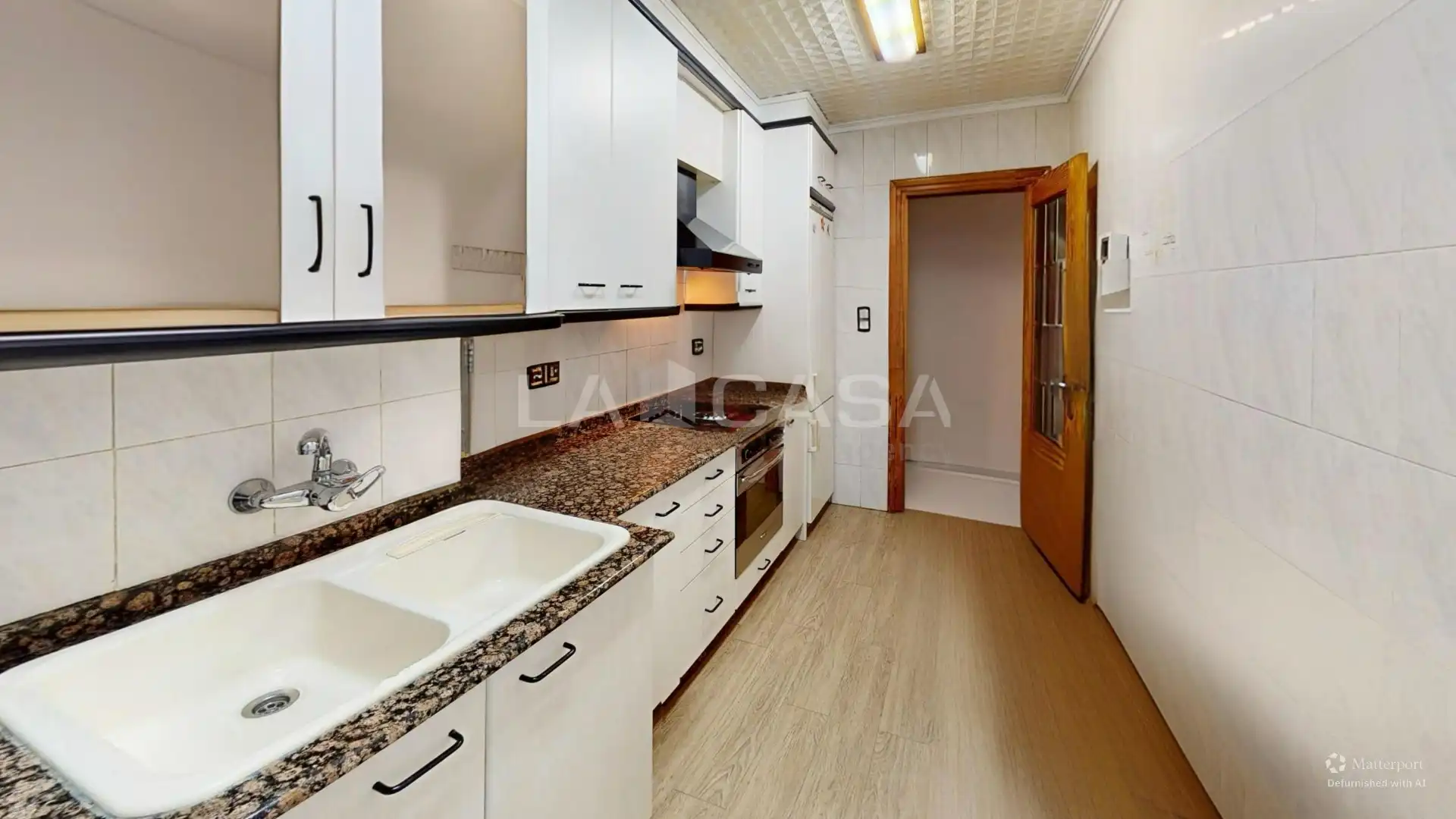 Kitchen of Flat for sale in Valencia  with Air Conditioner