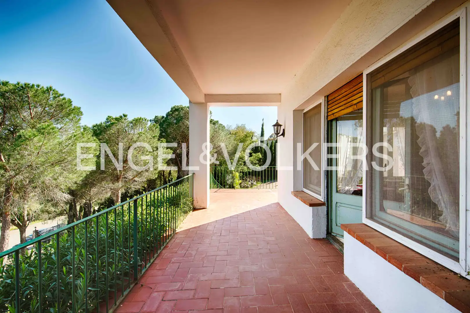 Terrasse von Country house zum Verkauf in Rabós mit Heizung, Privatgarten und Terrasse