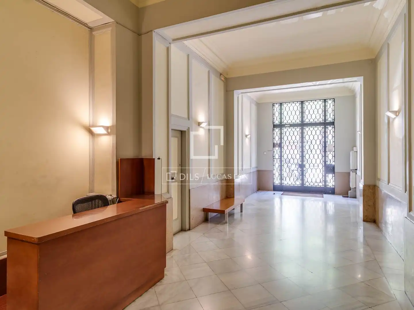 Piso en venta en Barcelona con Aire acondicionado, Calefacción y Terraza