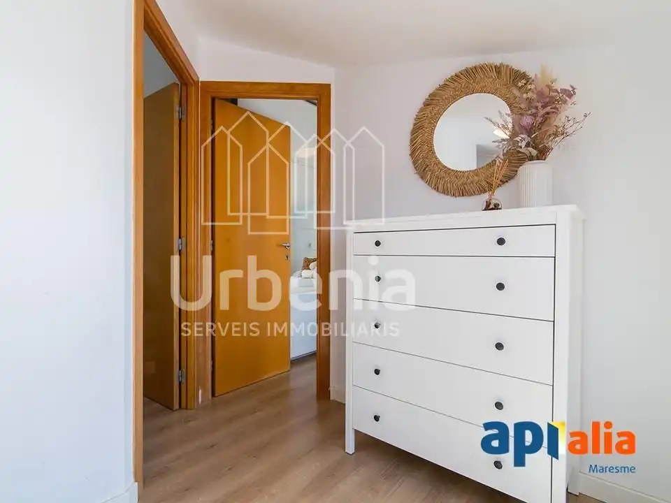 Habitación de Piso en venta en Pineda de Mar con Calefacción y Terraza