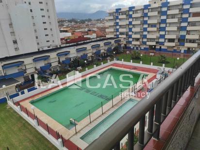 Exterior view of Flat for sale in Algeciras  with Swimming Pool and Balcony