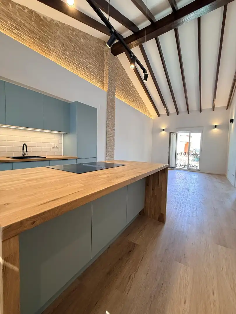 Attic for rent in Carcaixent