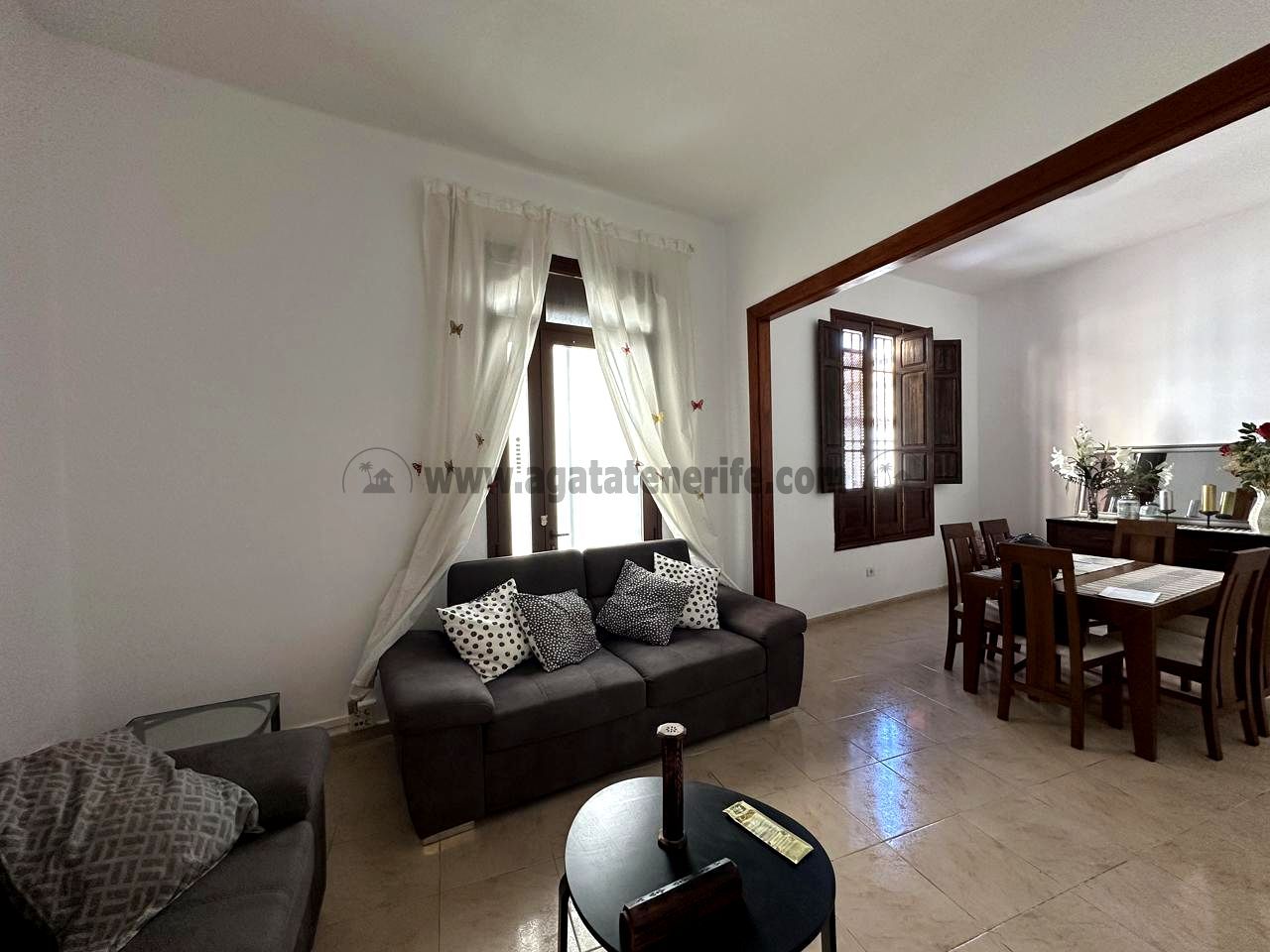 Living room of Planta baja for sale in  Santa Cruz de Tenerife Capital  with Air Conditioner and Furnished