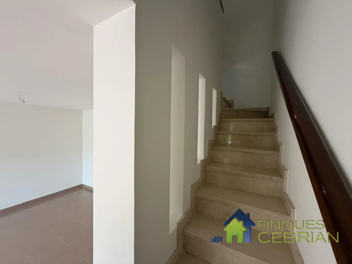 Casa adosada de alquiler en Alella con Calefacción, Jardín privado y Terraza