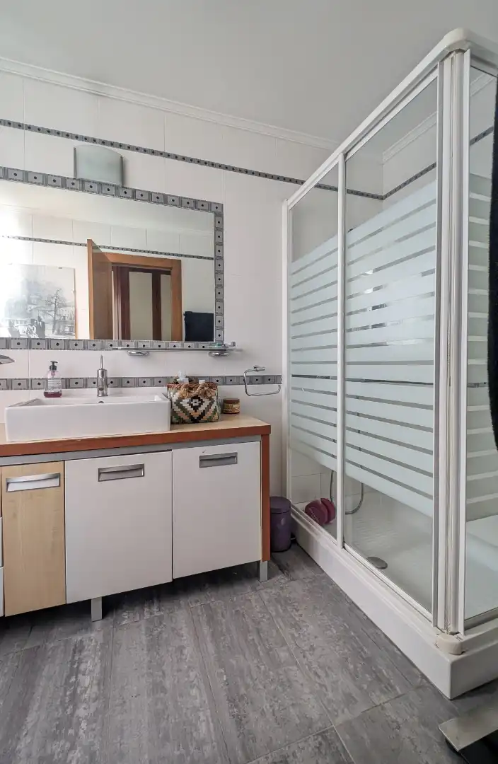 Baño de Ático en venta en Bilbao  con Calefacción, Terraza y Amueblado