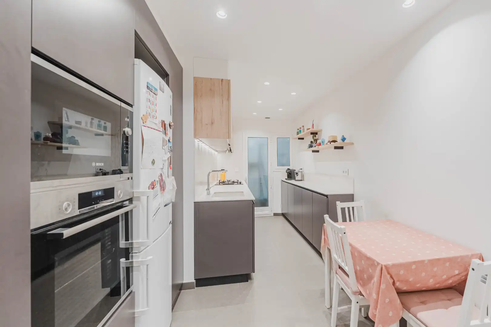 Küche von Wohnung zum Verkauf in Barcelona mit Klimaanlage, Heizung und Parkett