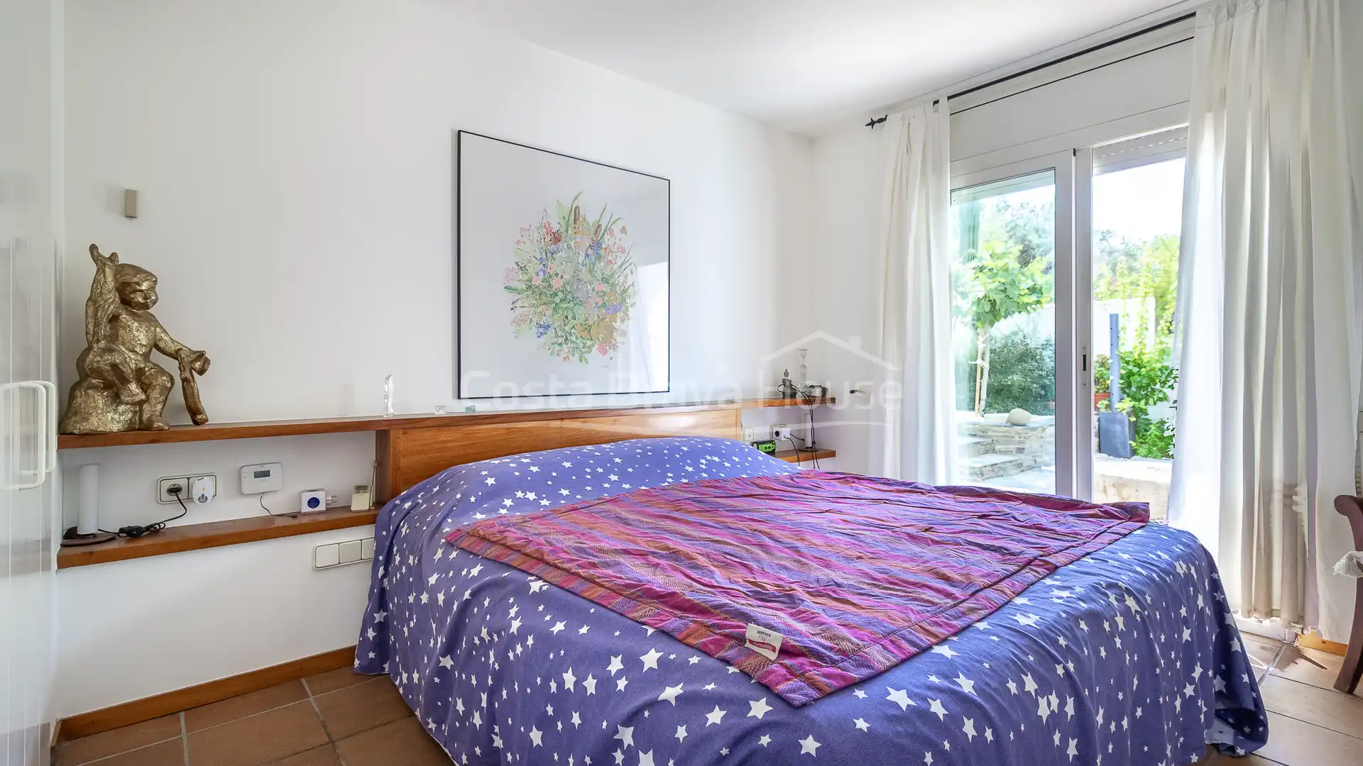Dormitori de Casa o xalet en venda en Cadaqués amb Aire condicionat, Calefacció i Jardí privat